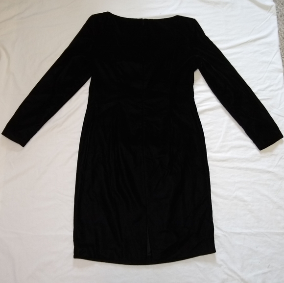 Victor Costa by NAHDREE dress - Picture 2 of 3